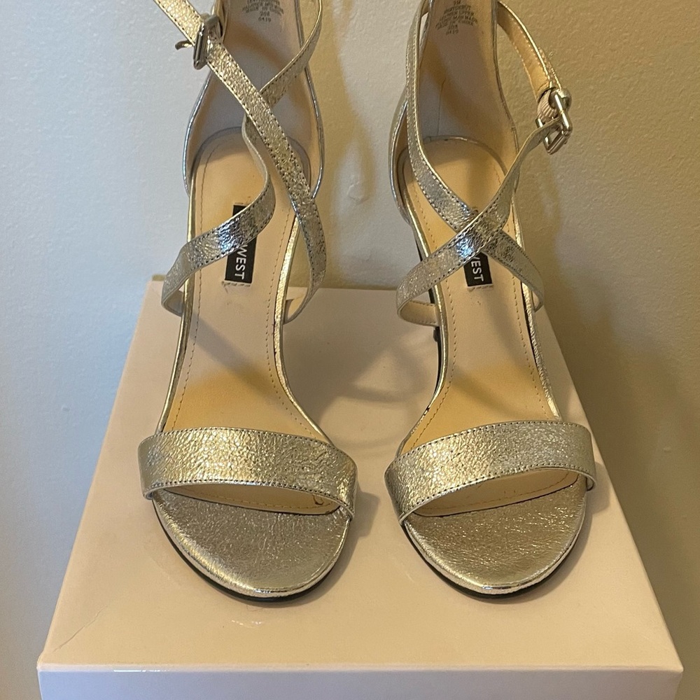 Size 9 womens heels